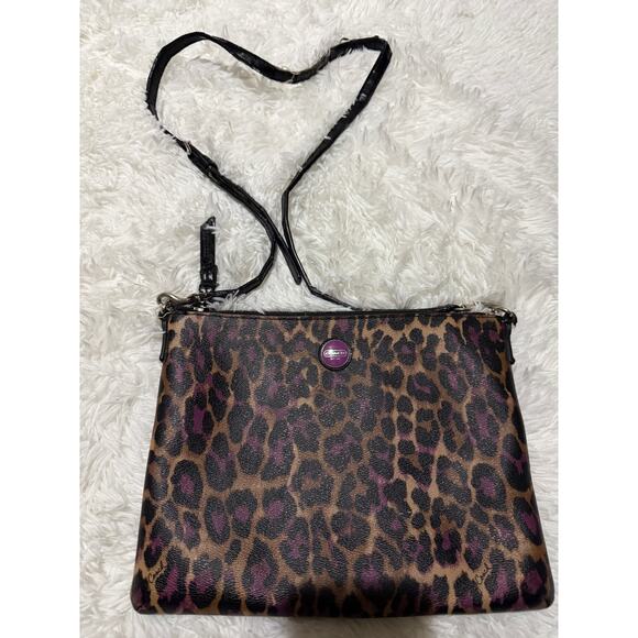 Coach Handbags - Coach Leopard Print Clutch/Crossbody